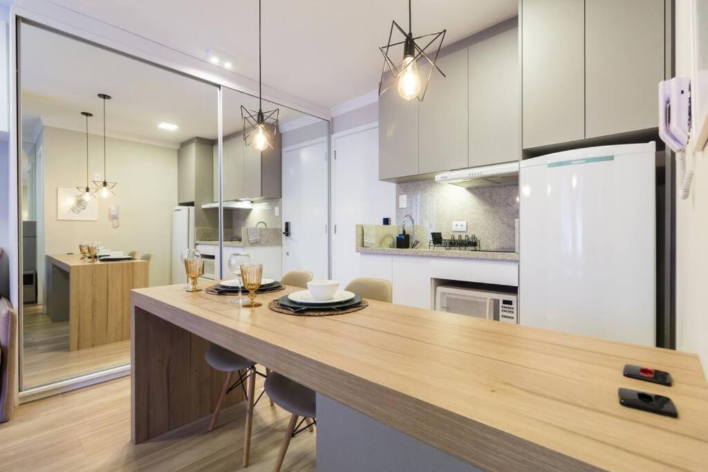 Moderno Ap 54 Soho Life Apartment *